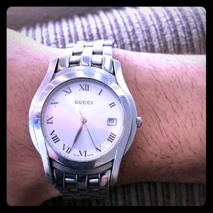 Gucci men watch